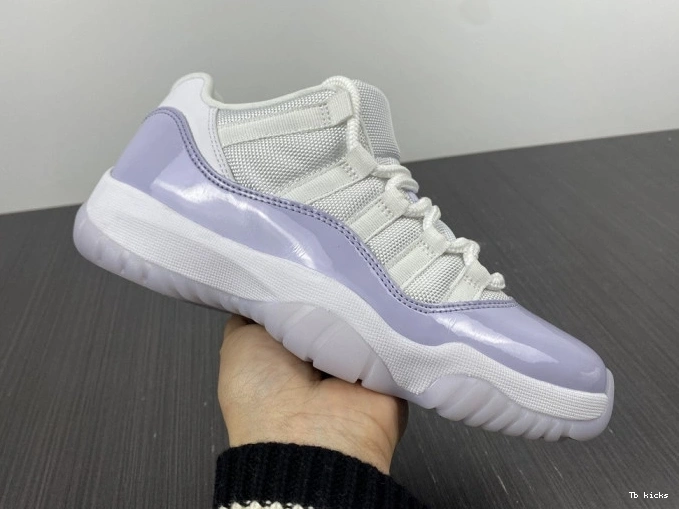 Rep TBK AH7860-101 Air Pure WMNS Violet Jordan Low 11 0801